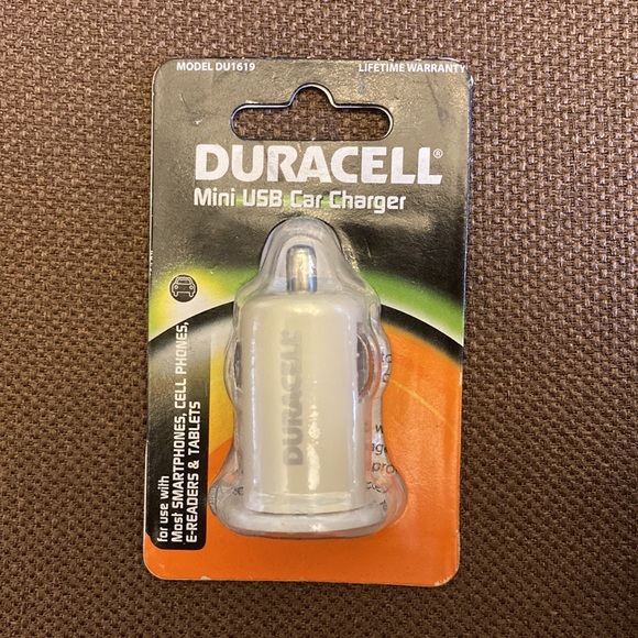 ⚜️White Duracell Mini USB Car Charger! NWT! - Picture 1 of 3